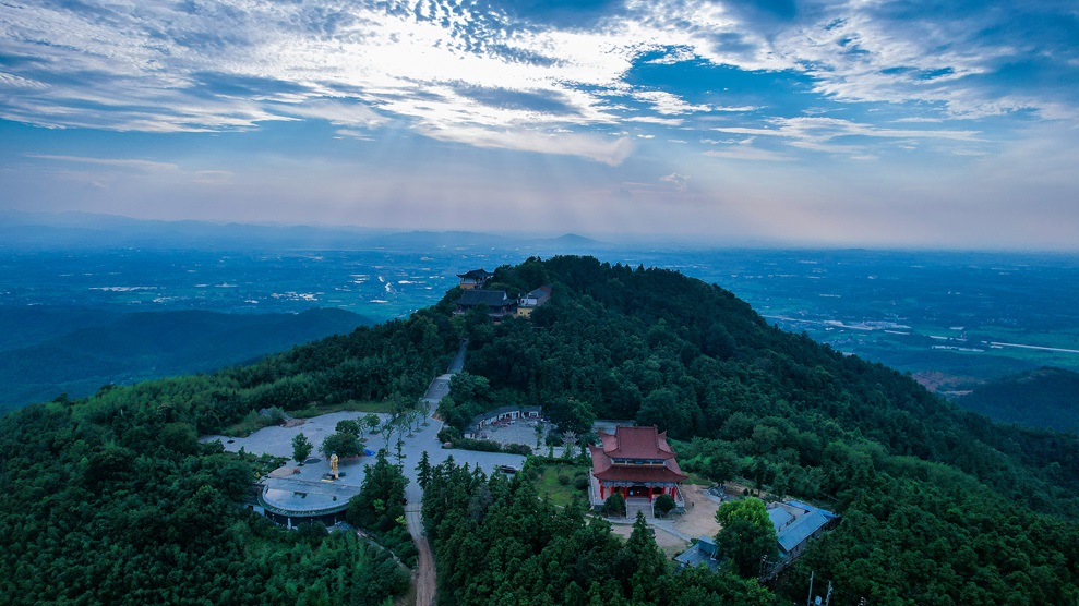 冶父山.jpg
